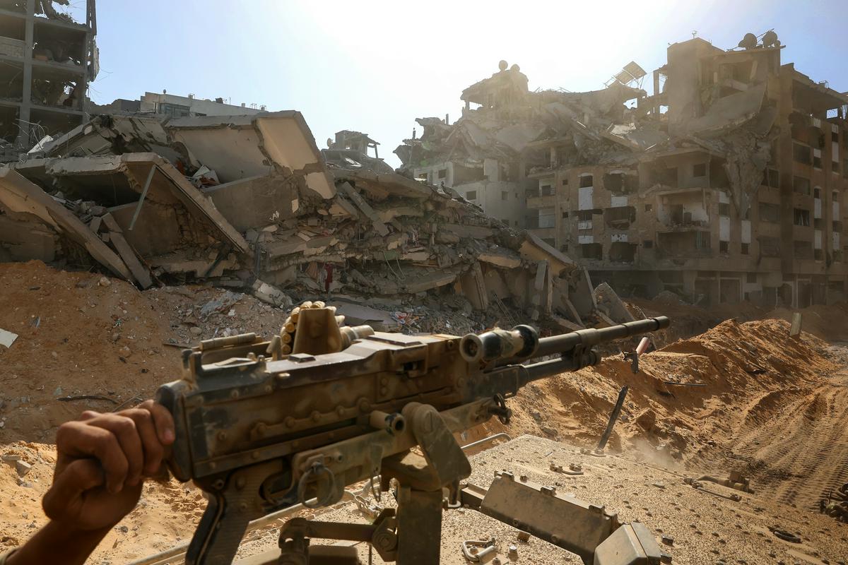 Bolniki v Gazi, tudi otroci, umirajo, ker Izrael močno omejuje medicinske evakuacije