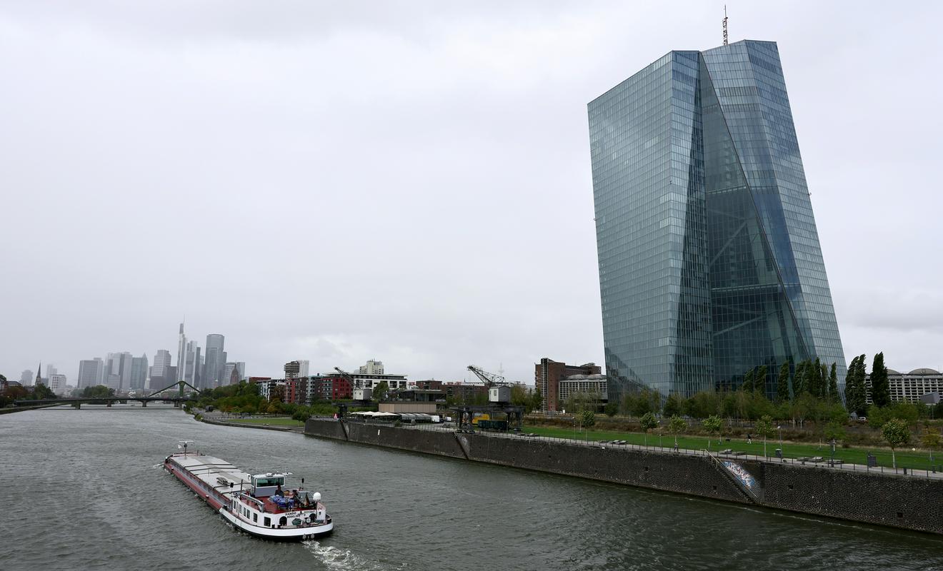 ECB pričakovano tretjič zapored ni spreminjal osrednjih obrestnih mer