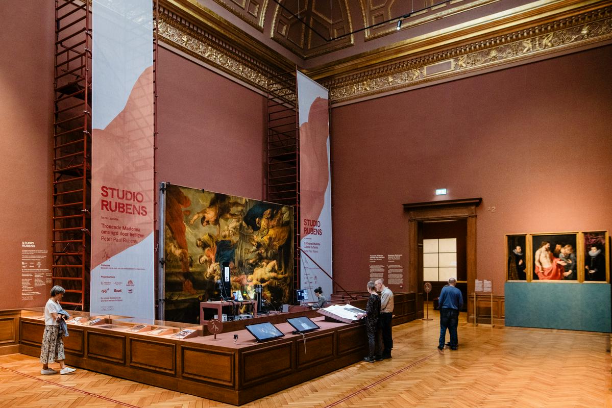 Proučevanje Rubensa, slikarja spektakla Katoliške cerkve, je na neki način industrija