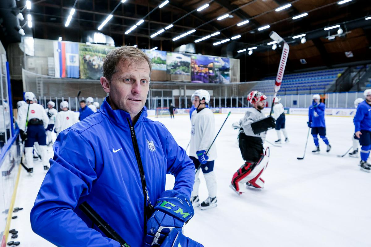 Slovenski hokejisti na evropskem pokalu narodov s pomlajeno zasedbo