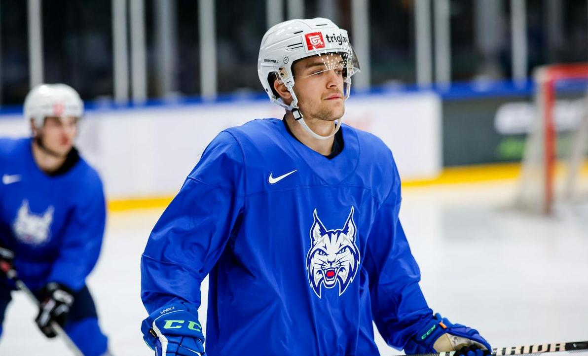 Risi z gladko zmago začeli turnir na Poljskem