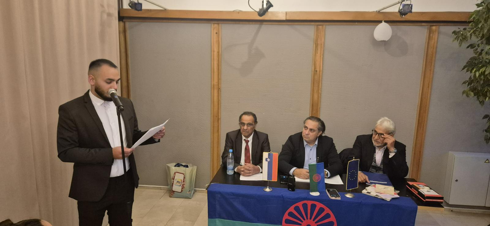 Tavola rotonda per la Giornata della lingua Romani