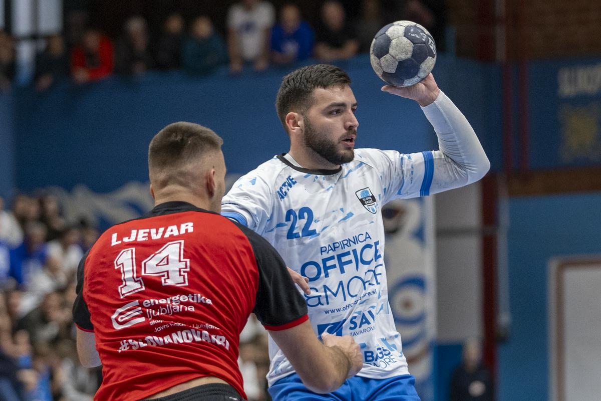 Slovan v Slovenj Gradcu že do polčasa dosegel 23 zadetkov