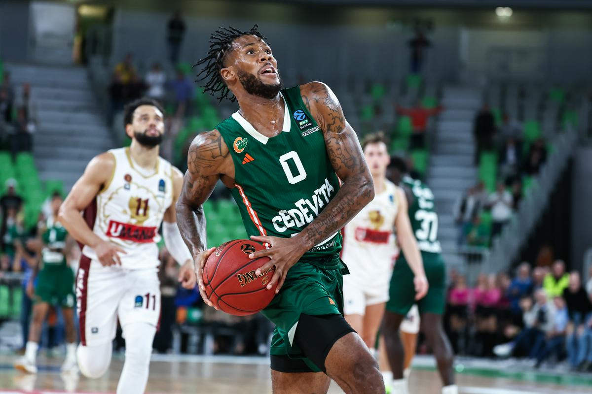 V obračunu za tretjo mesto "zmaji" ob 18.30 gostijo Benečane