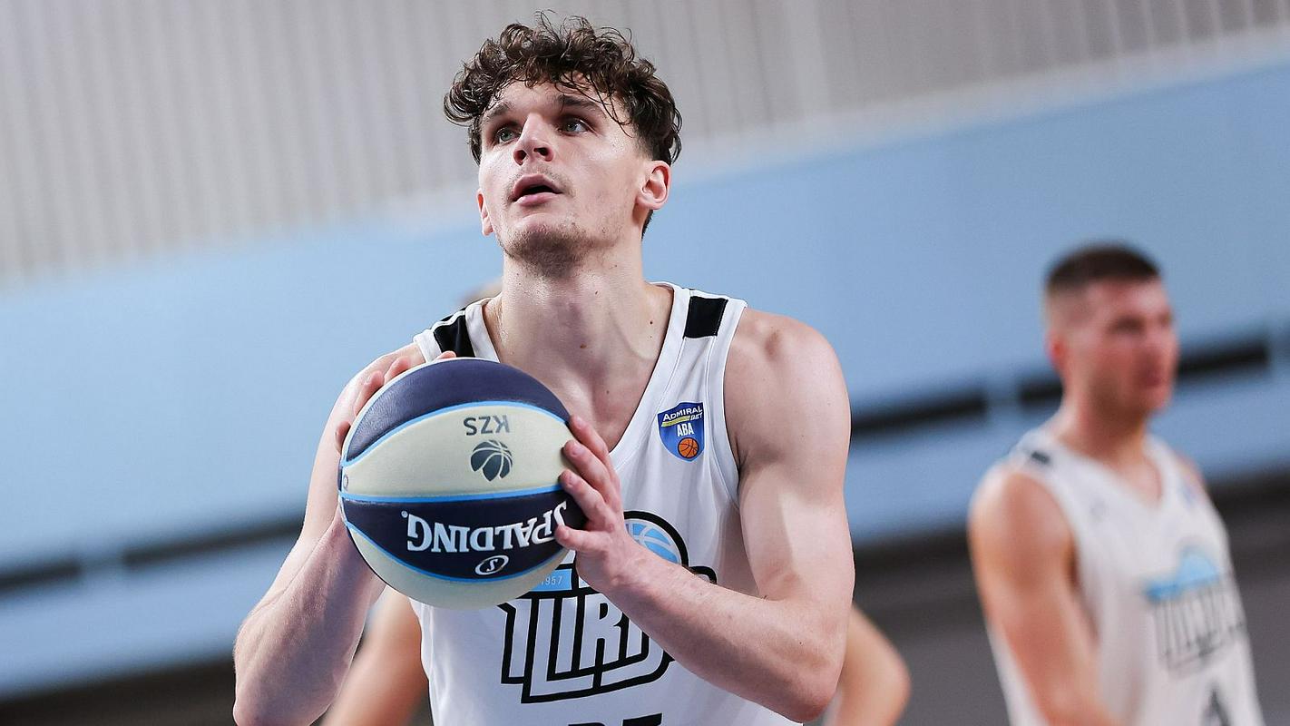 Košarkarji Ilirije slavili v Rogaški Slatini