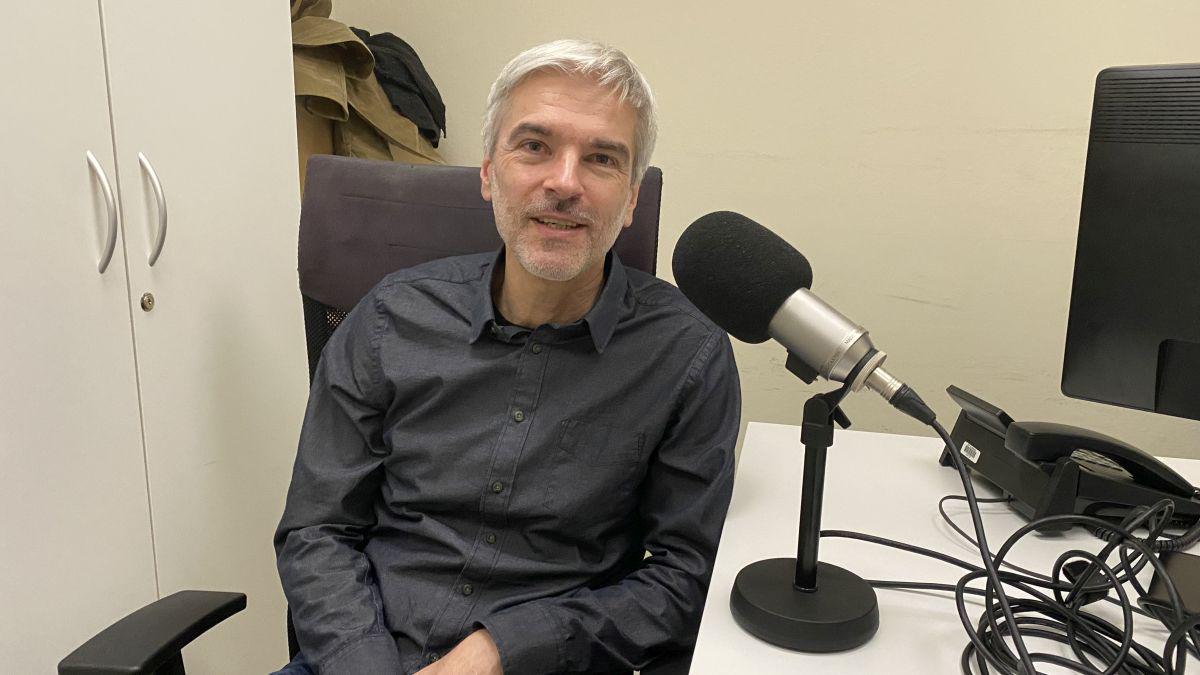 Umetna inteligenca je lahko velika zaveznica, lahko pa vodi k digitalni demenci