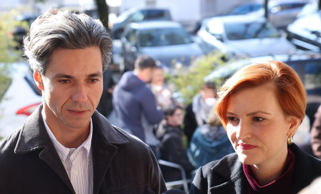 Asta Vrečko in Luka Mesec izvoljena za sokoordinatorja Levice