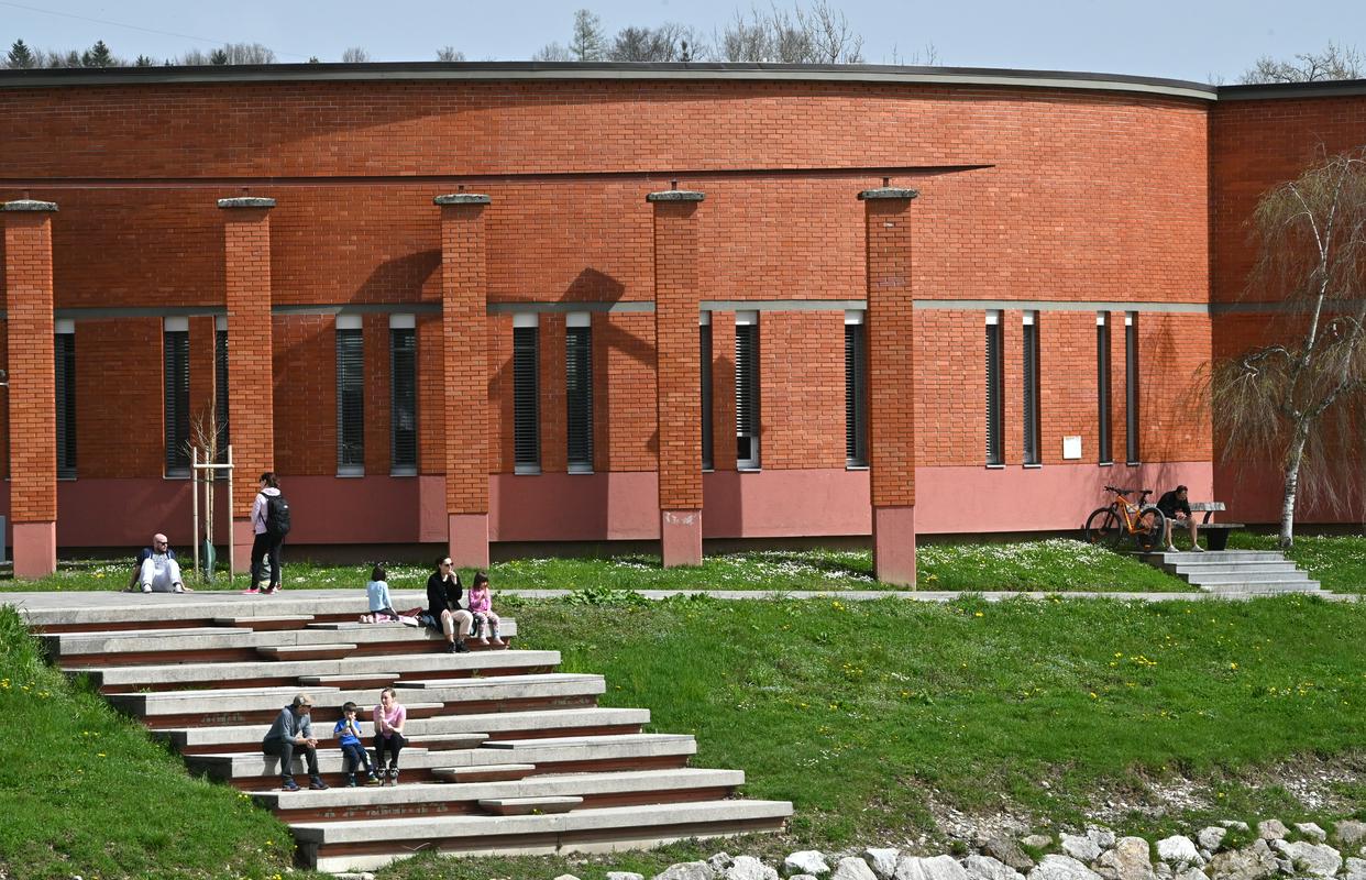 "Knjižnice so ena najmočnejših javnih infrastrukturnih podpor za kakovost življenja v Sloveniji"