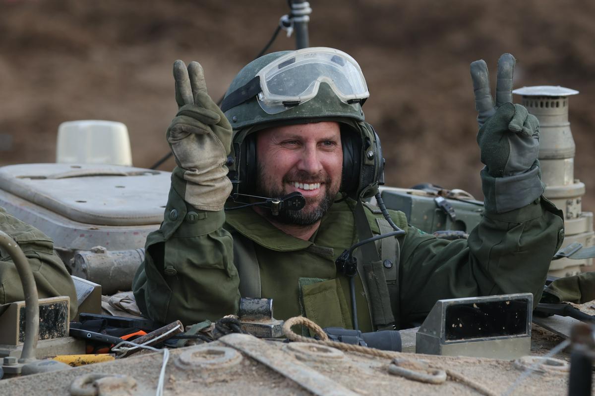 Nekaznovane zlorabe palestinskih zapornikov. Nemčija odpravila prepoved izvoza orožja v Izrael.