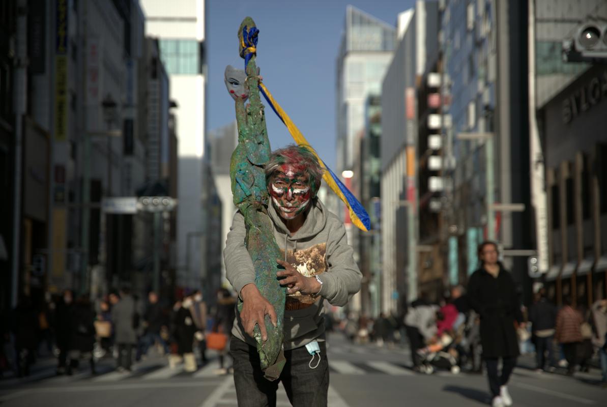 Umetnost je vedno naslednja možnost: V Galeriji Vžigalica se predstavlja Yoshio Nakajima