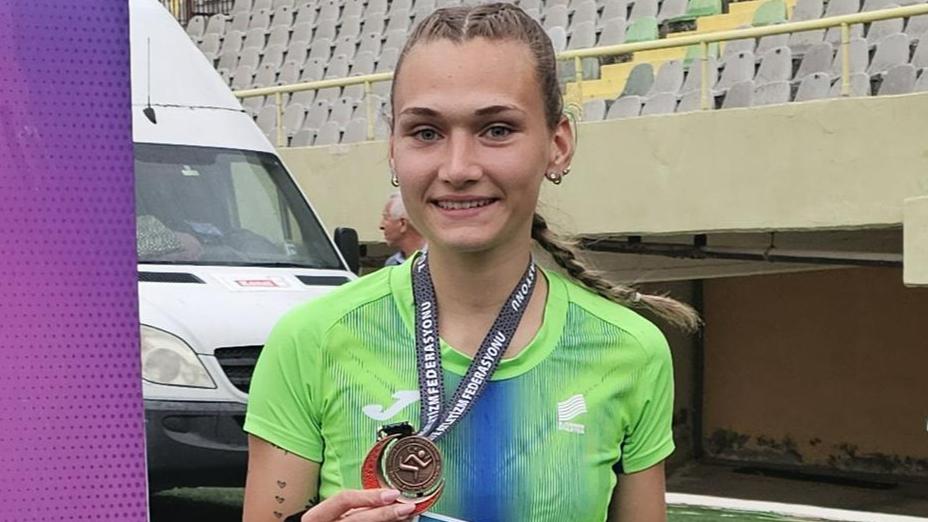 Še en bron za Lejo Glojnarič