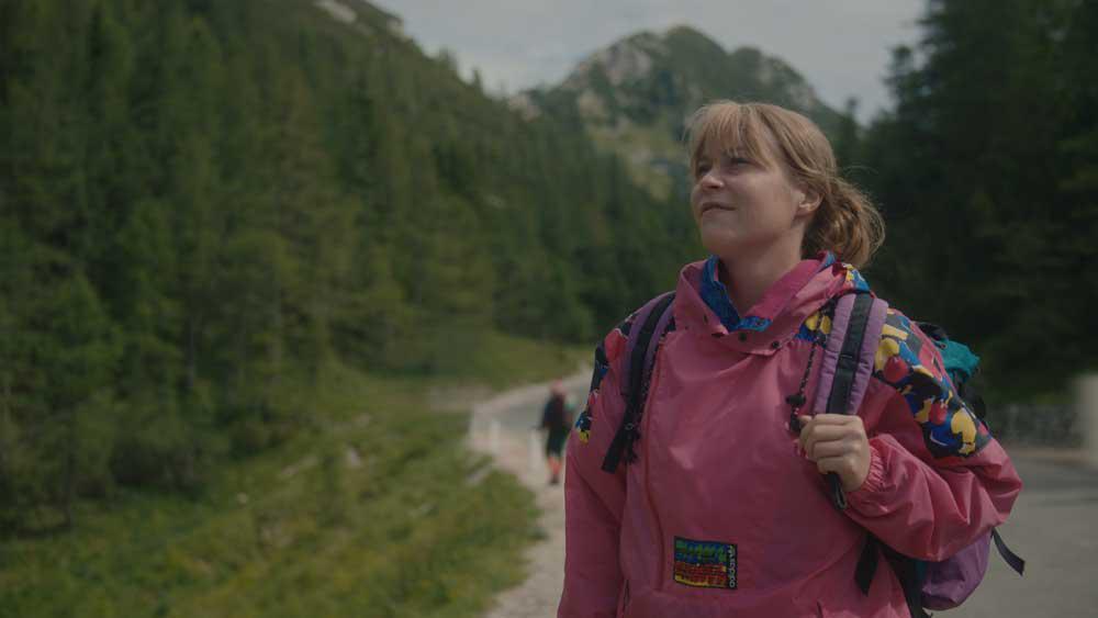 Belo se pere na devetdeset