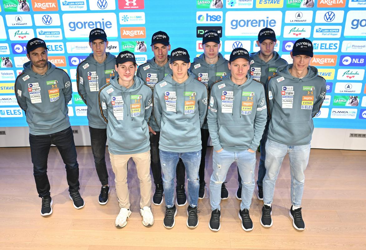 Domen Prevc s svojo ravnjo, ki lahko prinese tudi stopničke, referenca za preostale orle