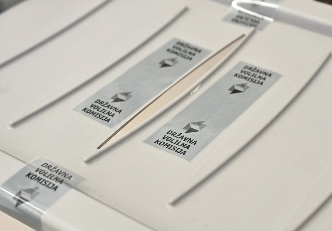 Predsednica republike bo razpisala marčevske parlamentarne volitve