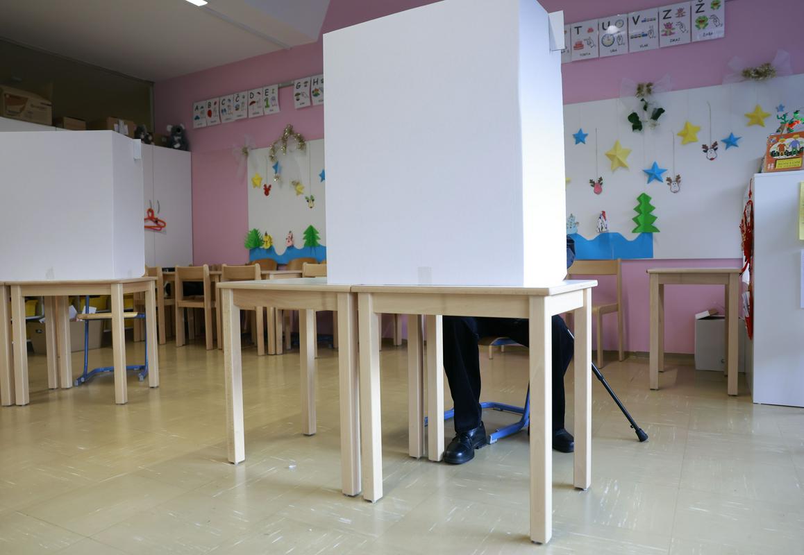 "Nedostojna kampanja o vprašanju človeškega dostojanstva"