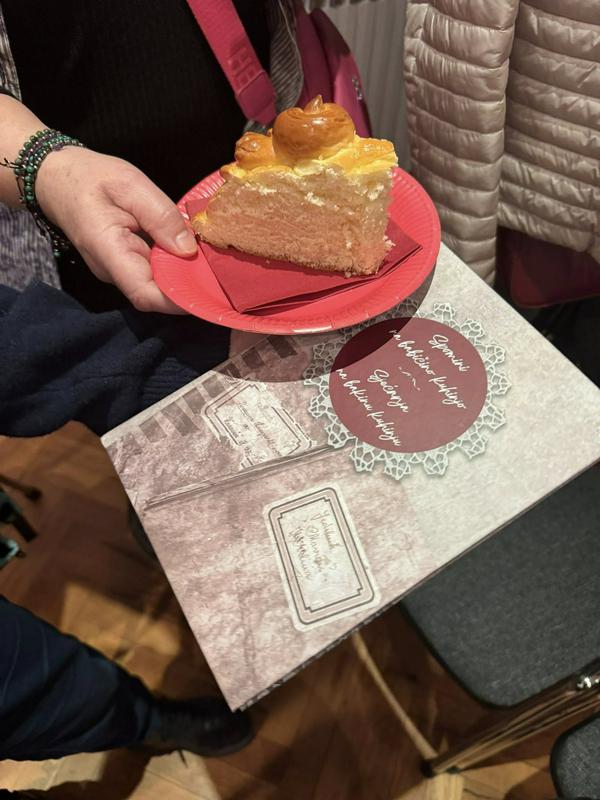 Na Hrvaškem izšla kuharica slovenske manjšine v Zagrebu