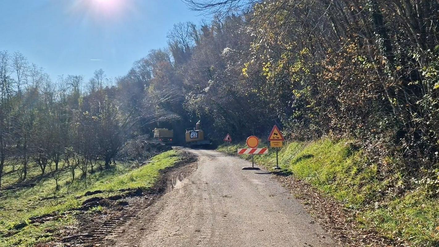 Cesta v Kožbanski kot je ponovno odprta za ves promet