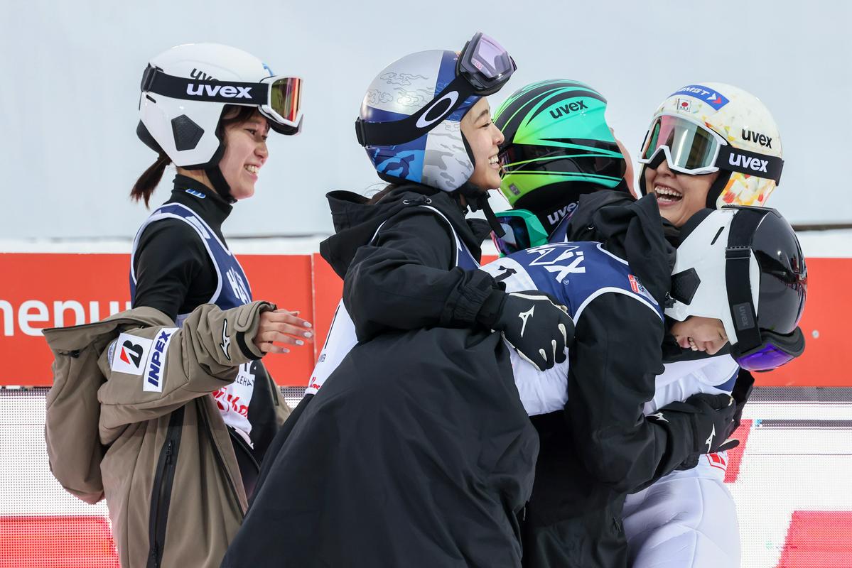 Skakalke v Falunu nasledile skakalce – kvalifikacije ob 11.00