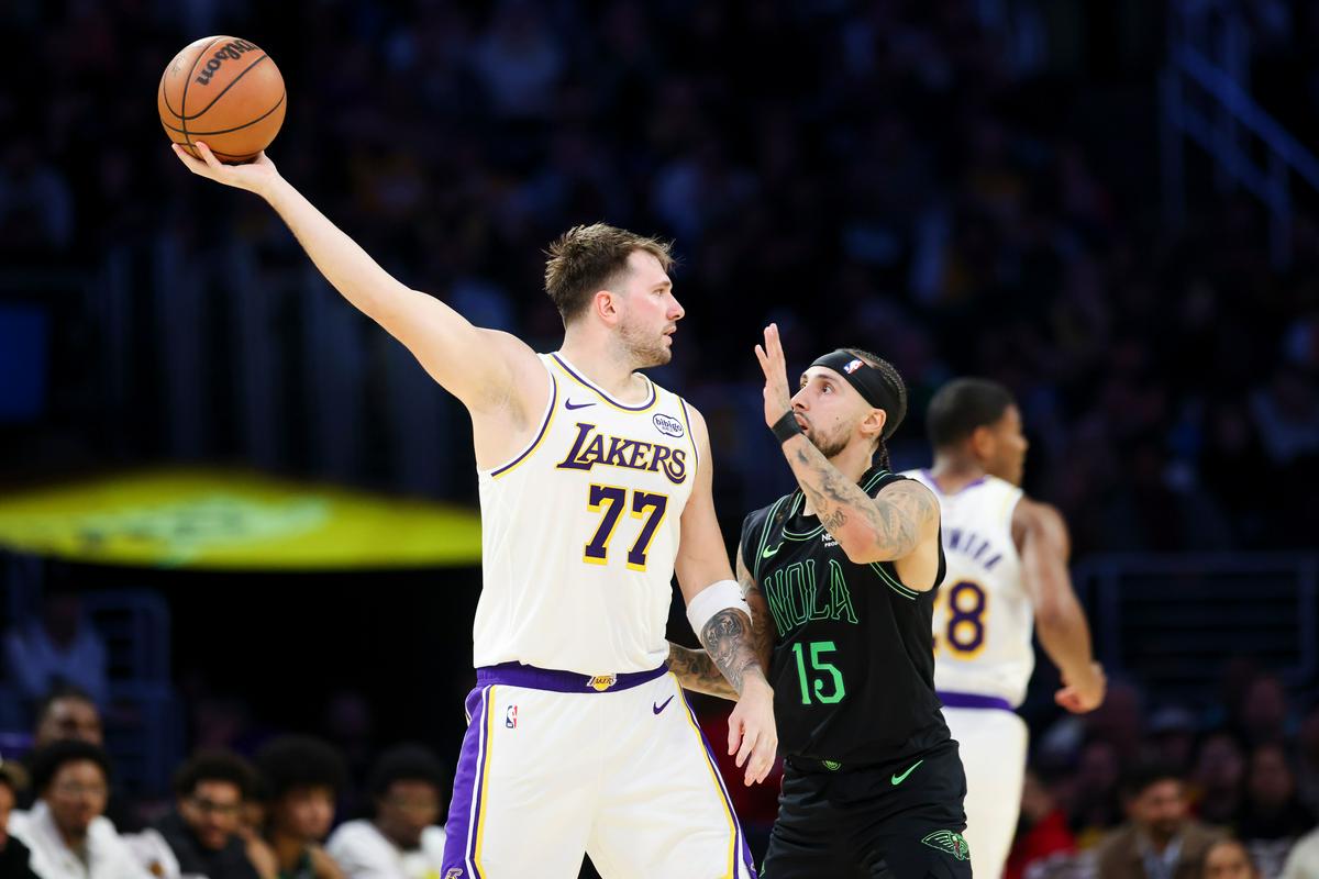 Los Angeles Lakers – New Orleans 108:92 (po 3. četrtini)