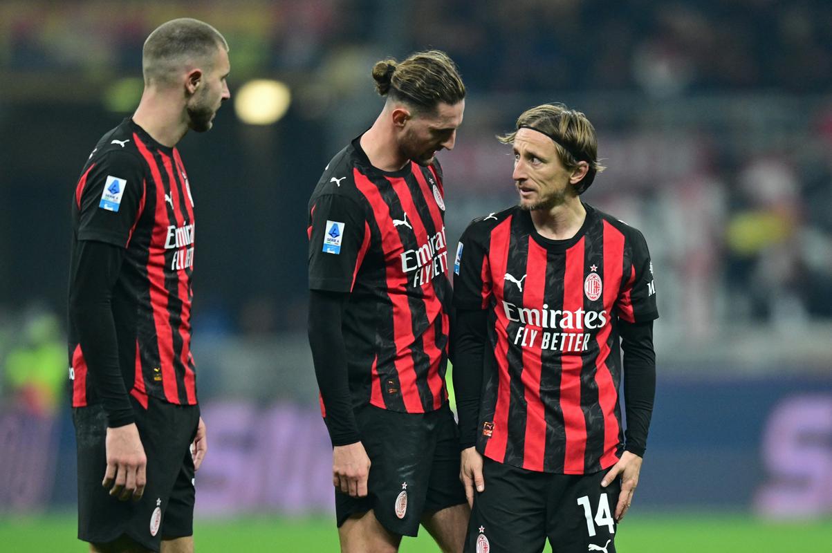 Po tretjini prvenstva precejšnja gneča na vrhu Serie A