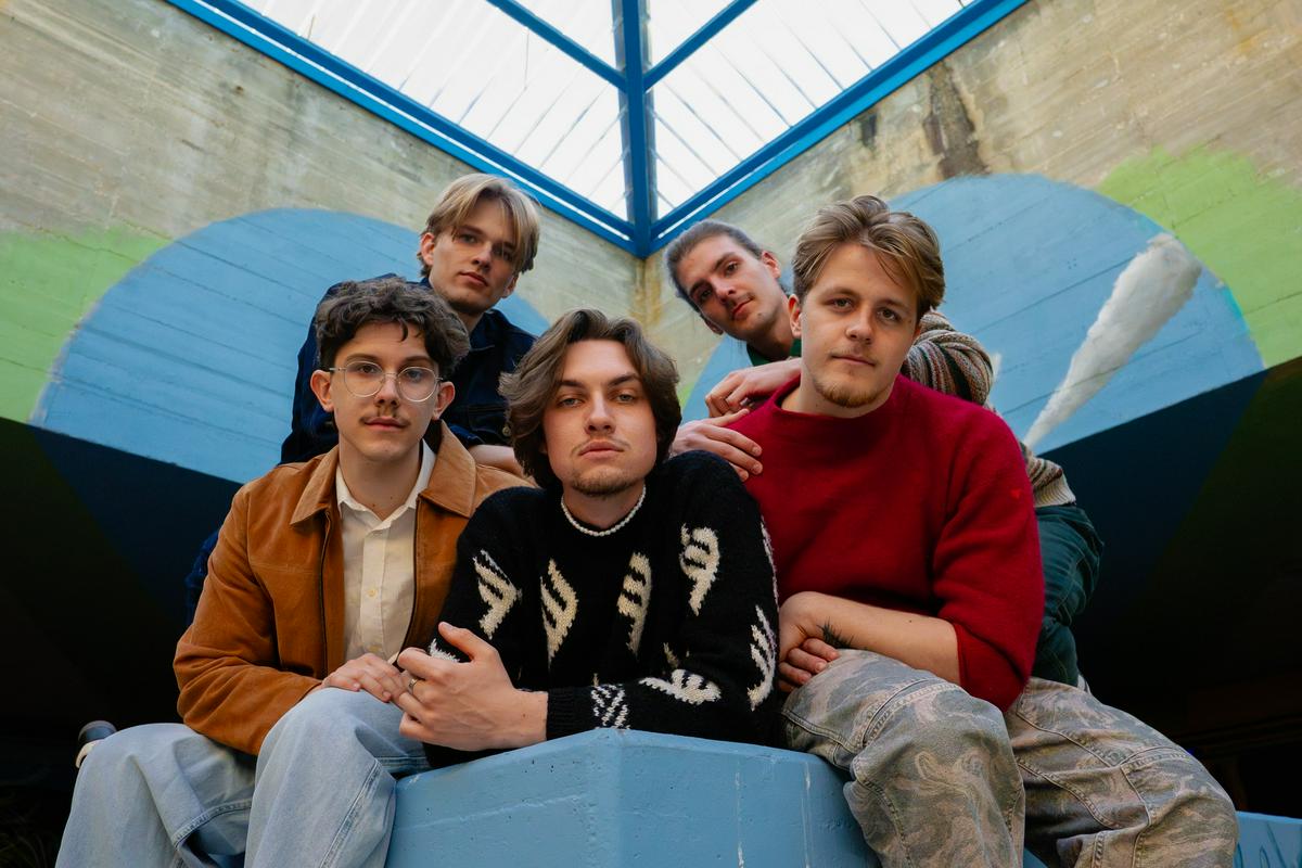 Jet Black Diamonds v praznični čas z akustičnim doživetjem