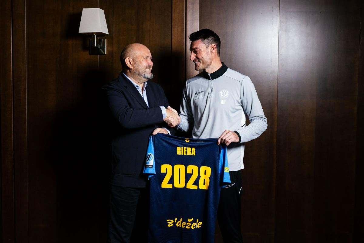 Albert Riera ostaja v Celju najmanj do poletja 2028!