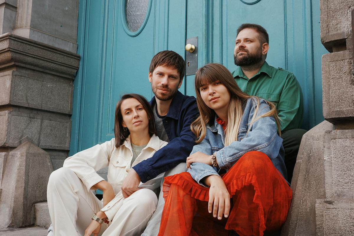 KOIKOI: "Sreča ni odsotnost žalosti. Je del nje."