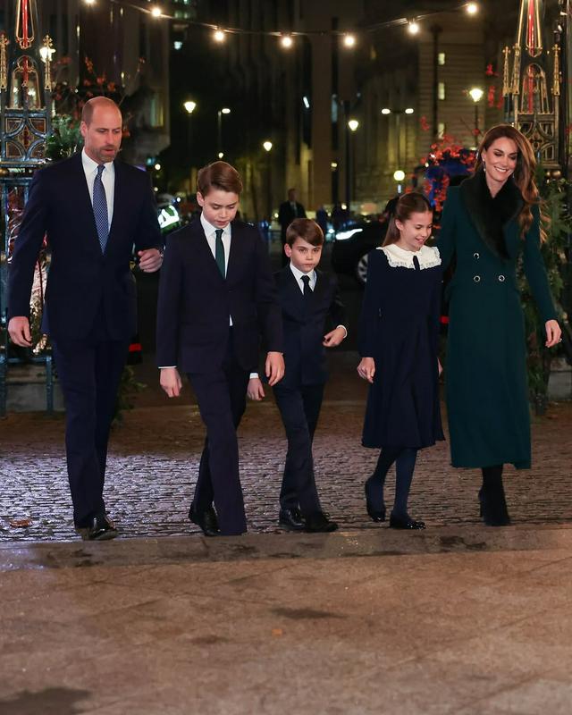 Valižanska princesa Catherine je v Westminstrski opatiji gostila tradicionalni božični koncert