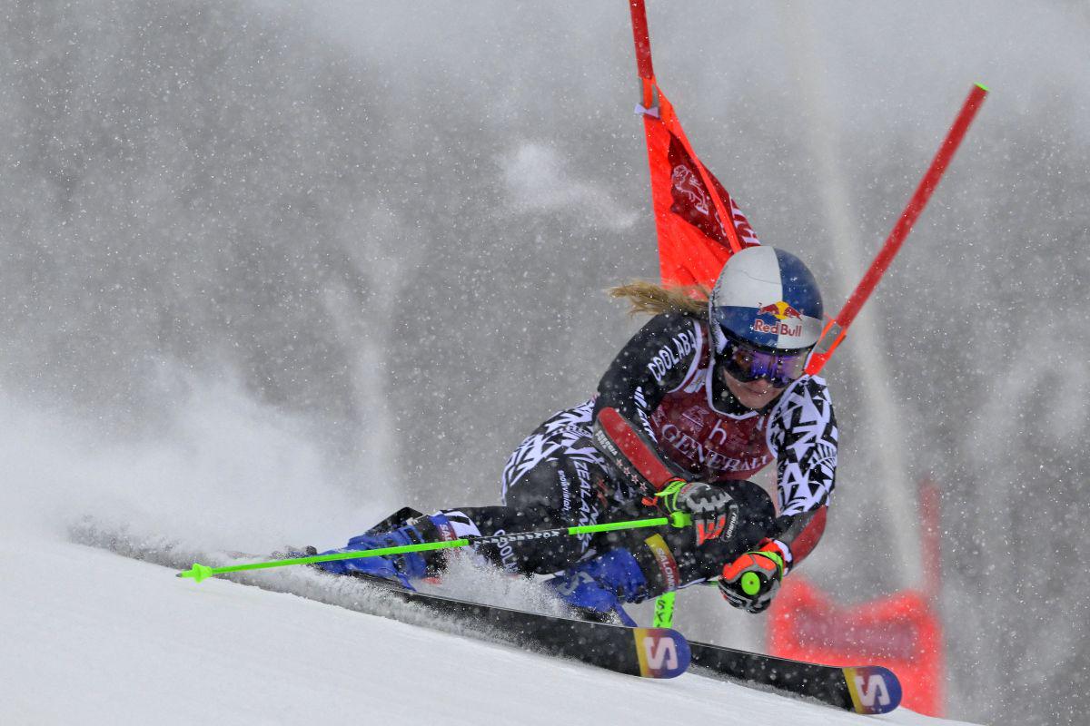 V vodstvu Alice Robinson, Ana Bucik hitro zdrsnila s proge