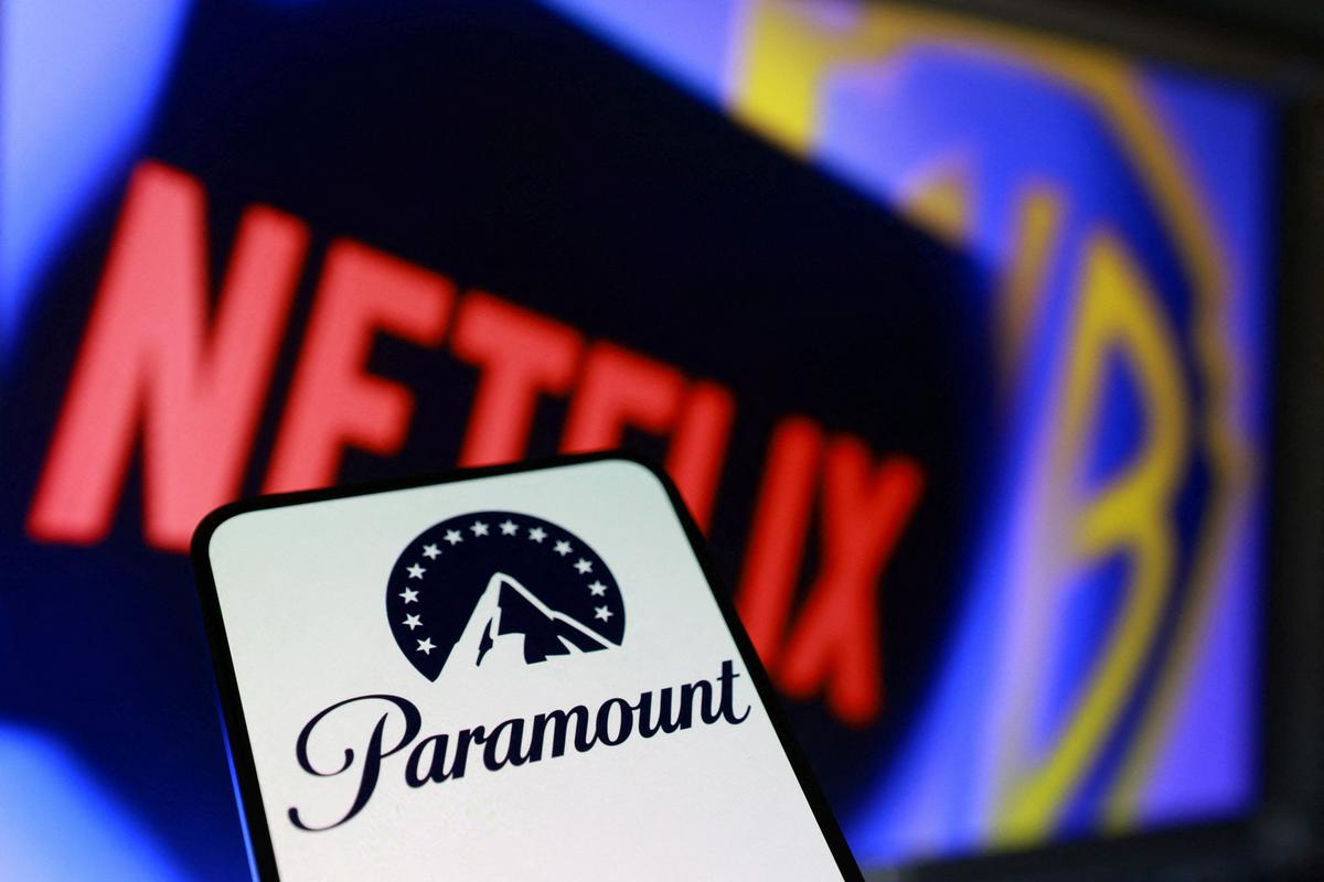 Zaplet pri Netflixovem nakupu Warner Bros: Paramount napovedal sovražni prevzem