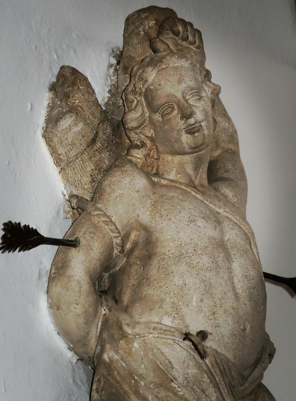 Mecen Sebastian Lipovž pl. Liebenhaus in kip njegovega zavetnika v Batujah