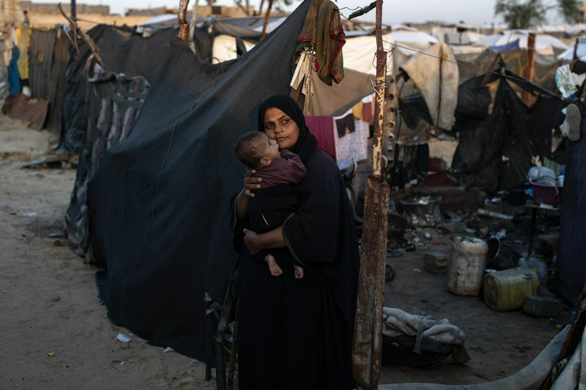 ZN: V Gazi "šokantno visoko število" hudo nedohranjenih otrok