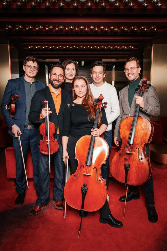 Godalni sekstet alumnov Mladinskega orkestra Gustava Mahlerja v Srebrnem abonmaju