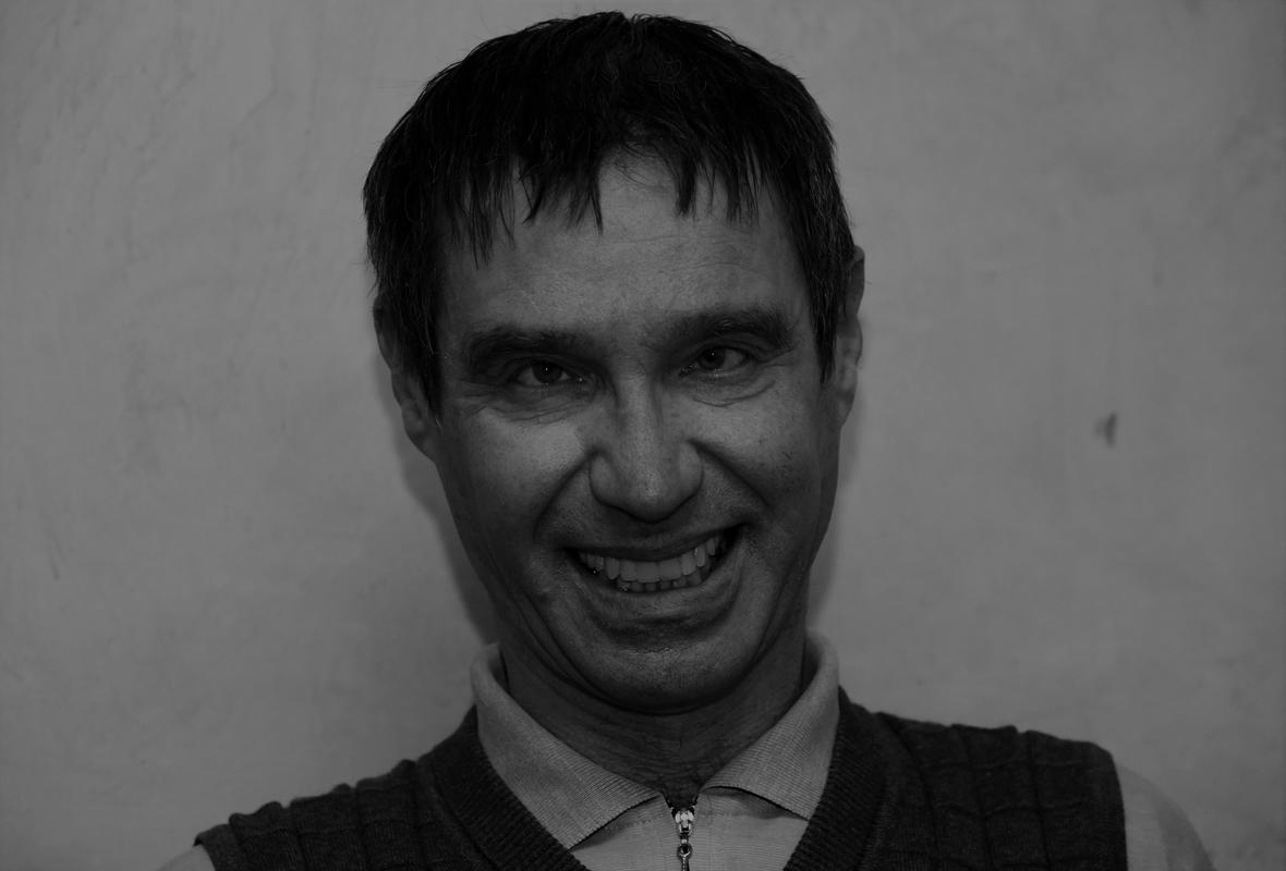 Umrl je eden naših najizvirnejših raziskovalcev človeškega glasu in petja Aleš Hadalin