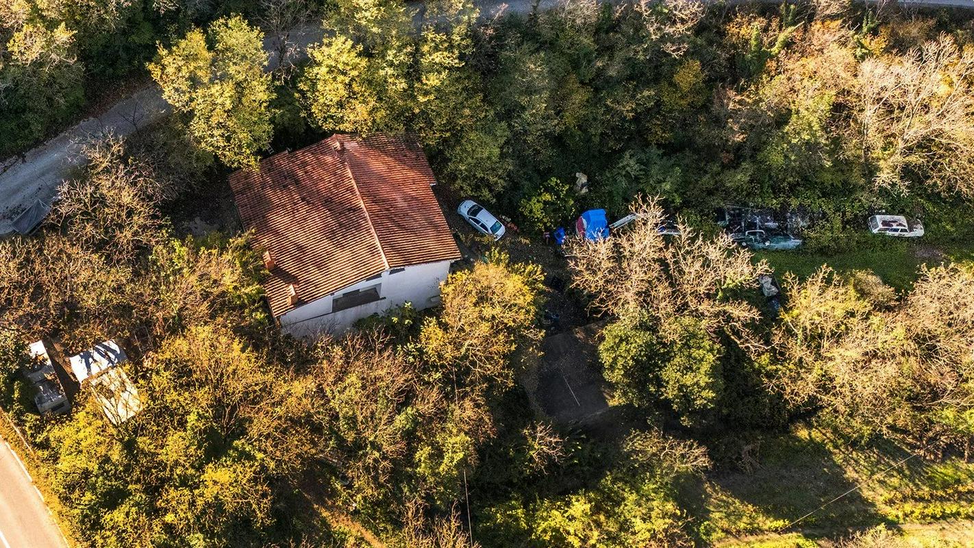 Vako peto vozilo leži na zemljiščih, ki so v lasti občine, države ali državnega podjetja