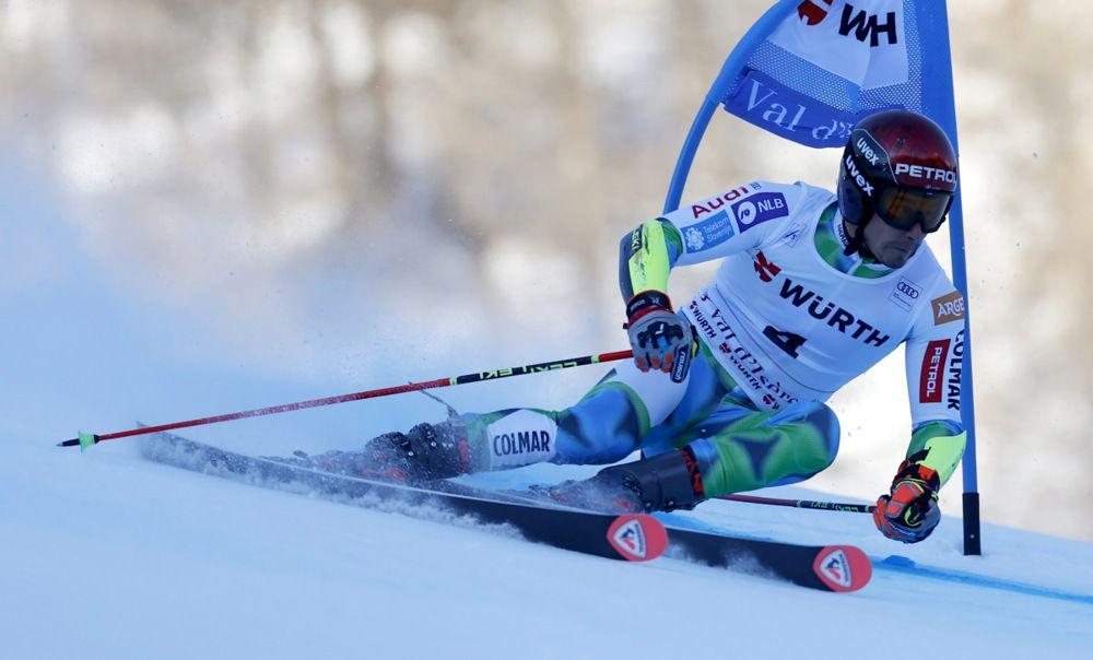 V Val d'Iserju vodi Brennsteiner, Kranjec pred finalom 21.