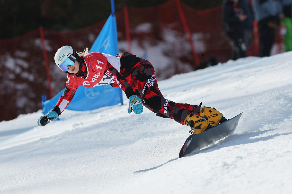 Gloria Kotnik v Cortini na 13. mestu