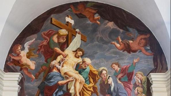 Poglobitev v Quaglievo baročno fresko Snemanje s križa, ki se ponaša tudi z izjemno ohranjenostjo