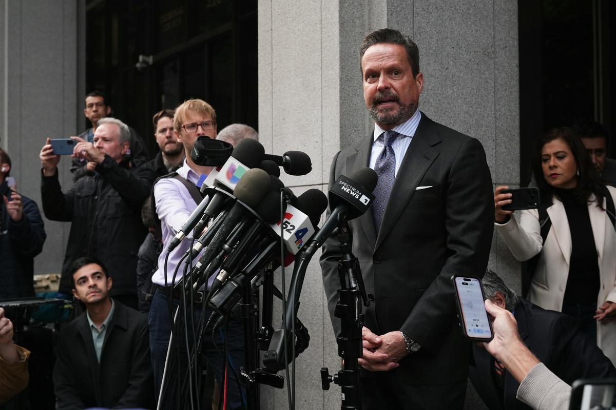 Nick Reiner obtožen umora staršev, igralca Roba Reinerja in njegove žene