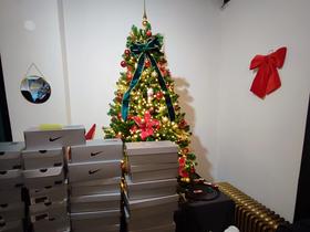 Božičkova tovarna daril v strogem centru Celja. Foto: Tanja Mojzer