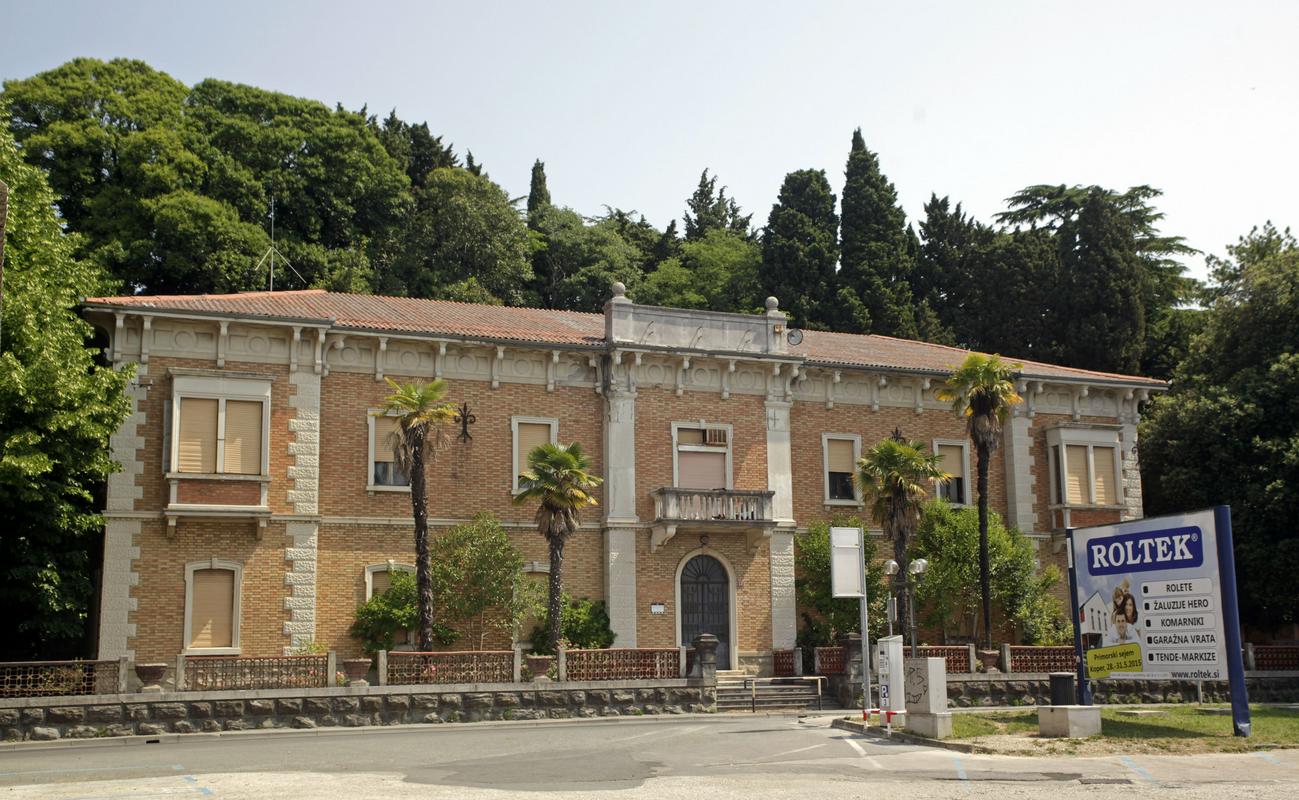 Rastoder kupil nekdanjo upravno stavbo Droge Portorož, zanjo je odštel 1,345 milijona evrov
