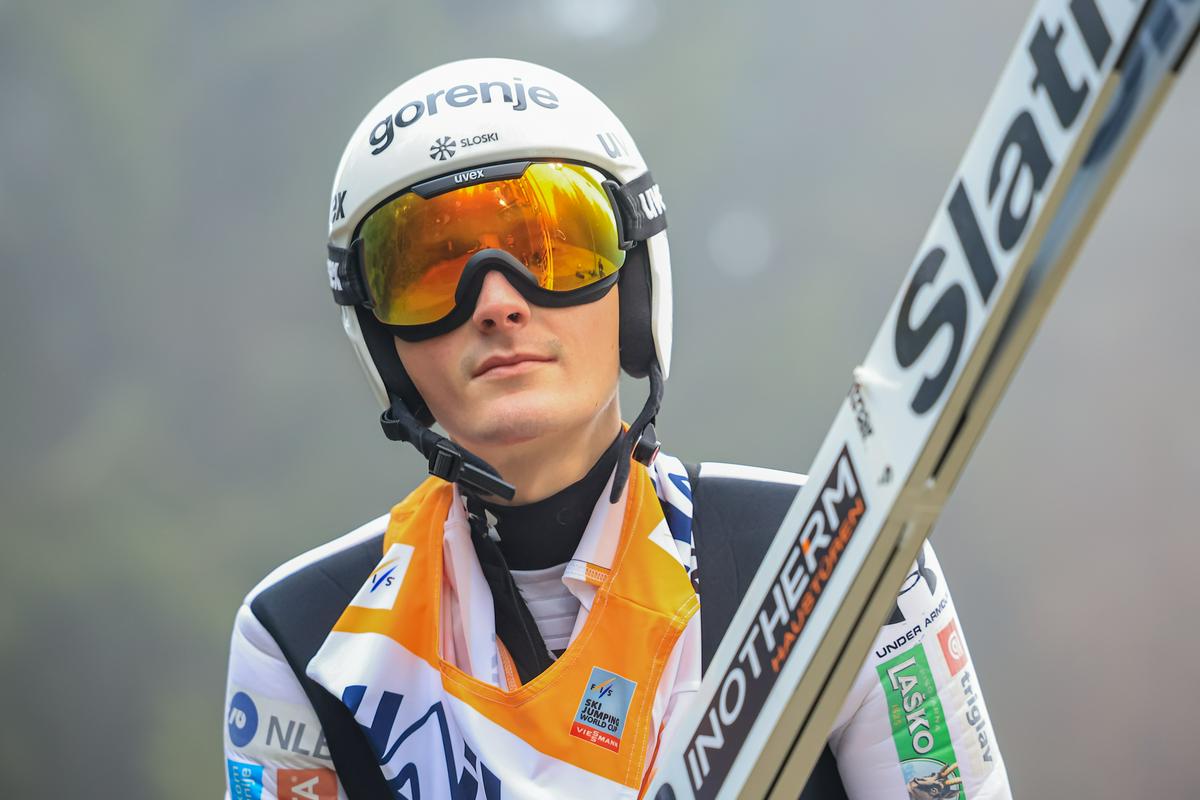 Prevc za 100 gramov prelahek. Hrgota: Težko to sprejmem.