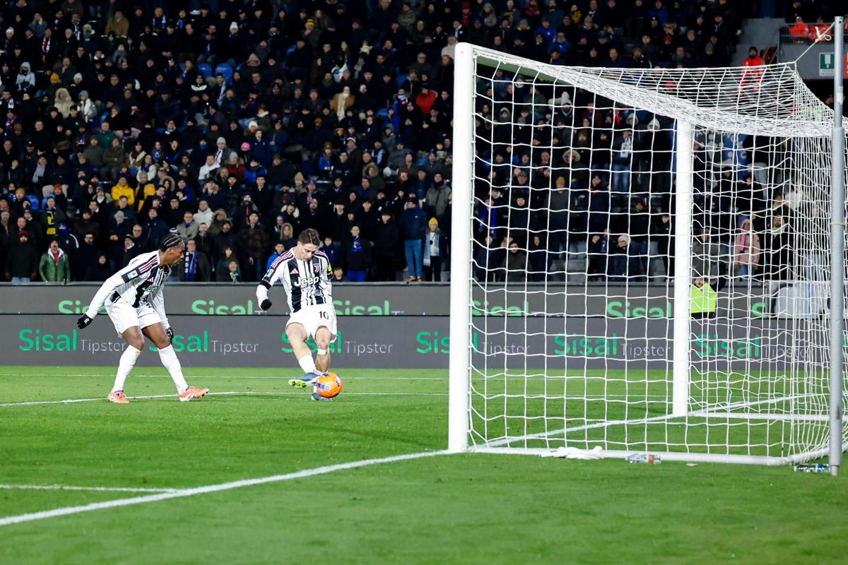 Juventus s tretjo zaporedno zmago že tik pod vrhom