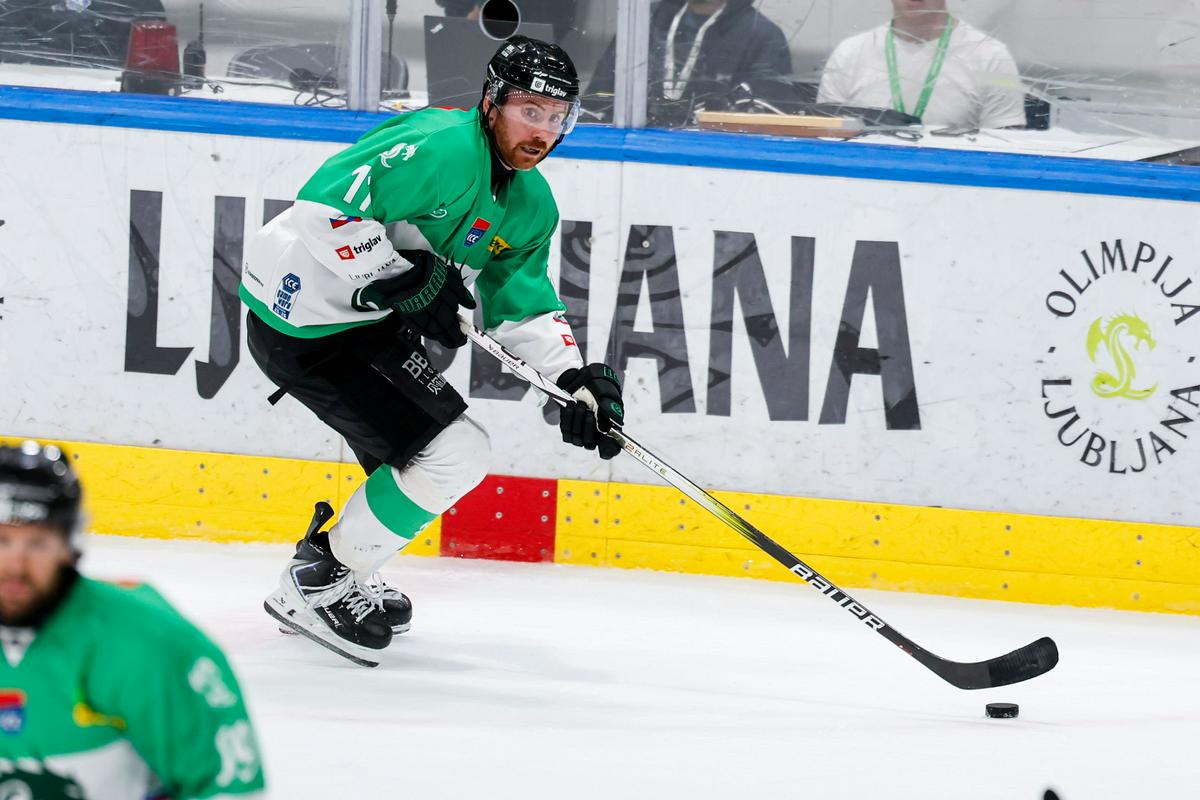 Souch s hat-trickom zagotovil Dunaju zmago nad Olimpijo