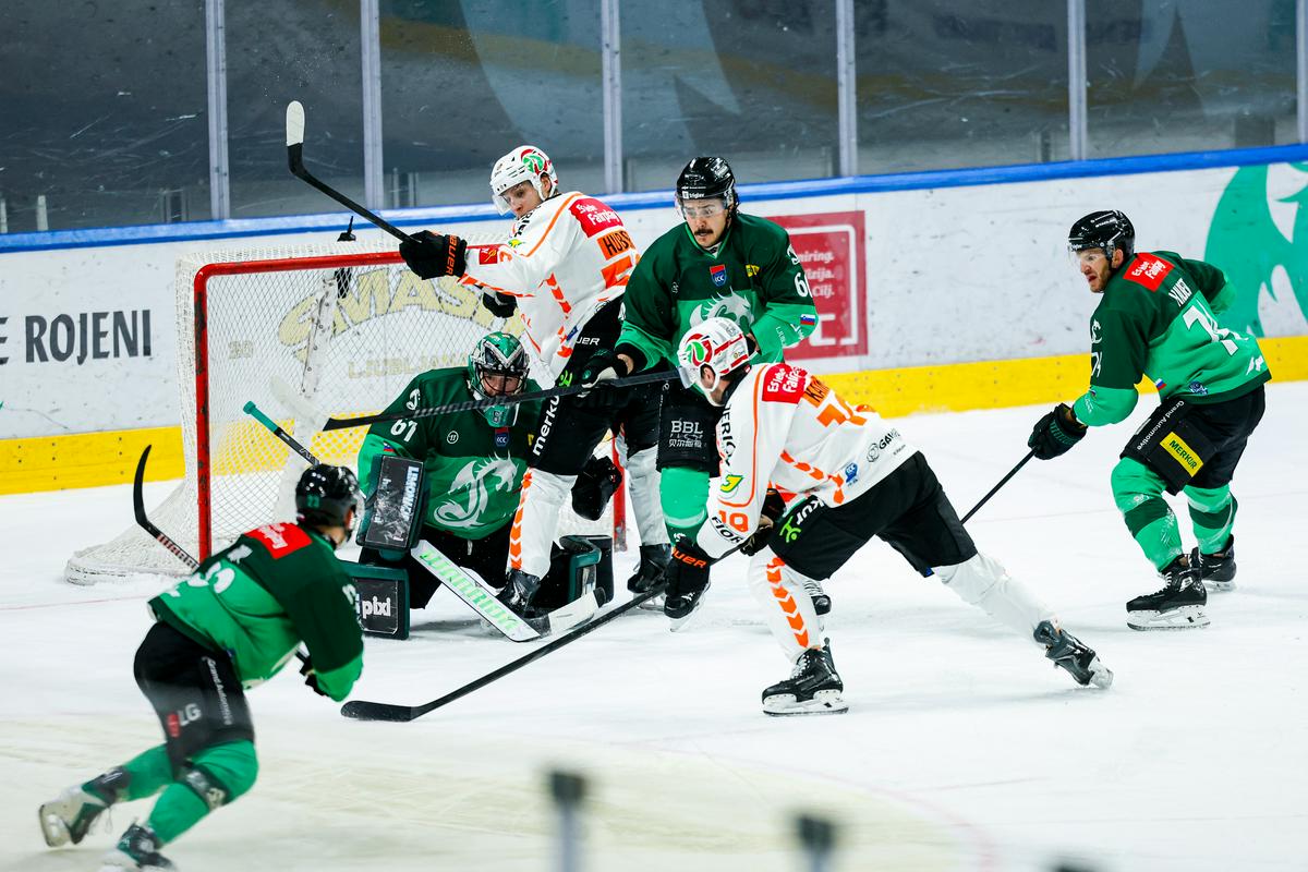 Hokejisti Olimpije proti Gradcu s slepimi naboji