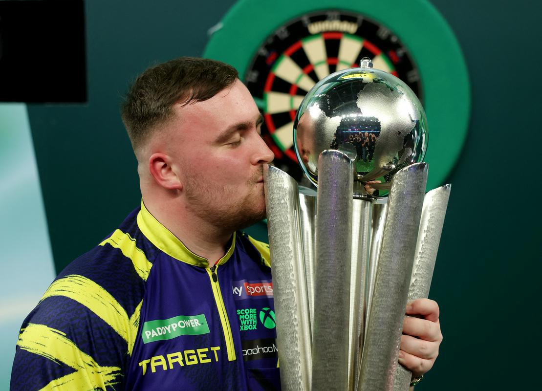 Littler v zgolj 70 minutah ubanil naslov svetovnega prvaka v pikadu