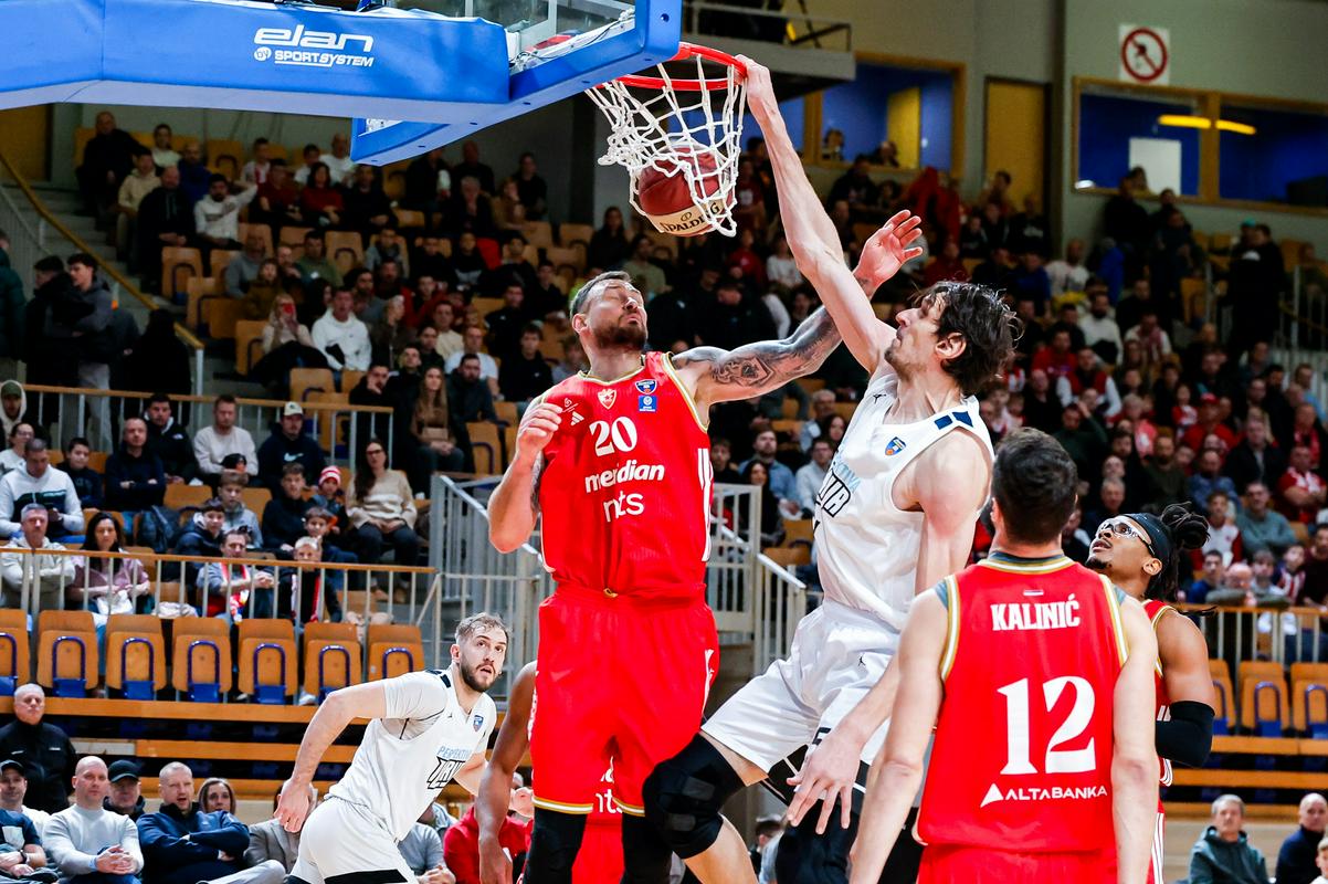 Perspektiva Ilirija - Crvena zvezda 57:69 (po 3. četrtini)