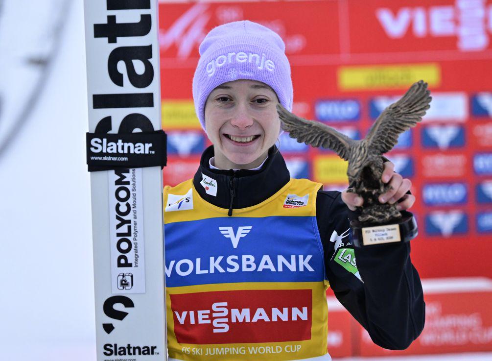 Nika Prevc na drugi tekmi v Beljaku za utrditev skupnega vodstva