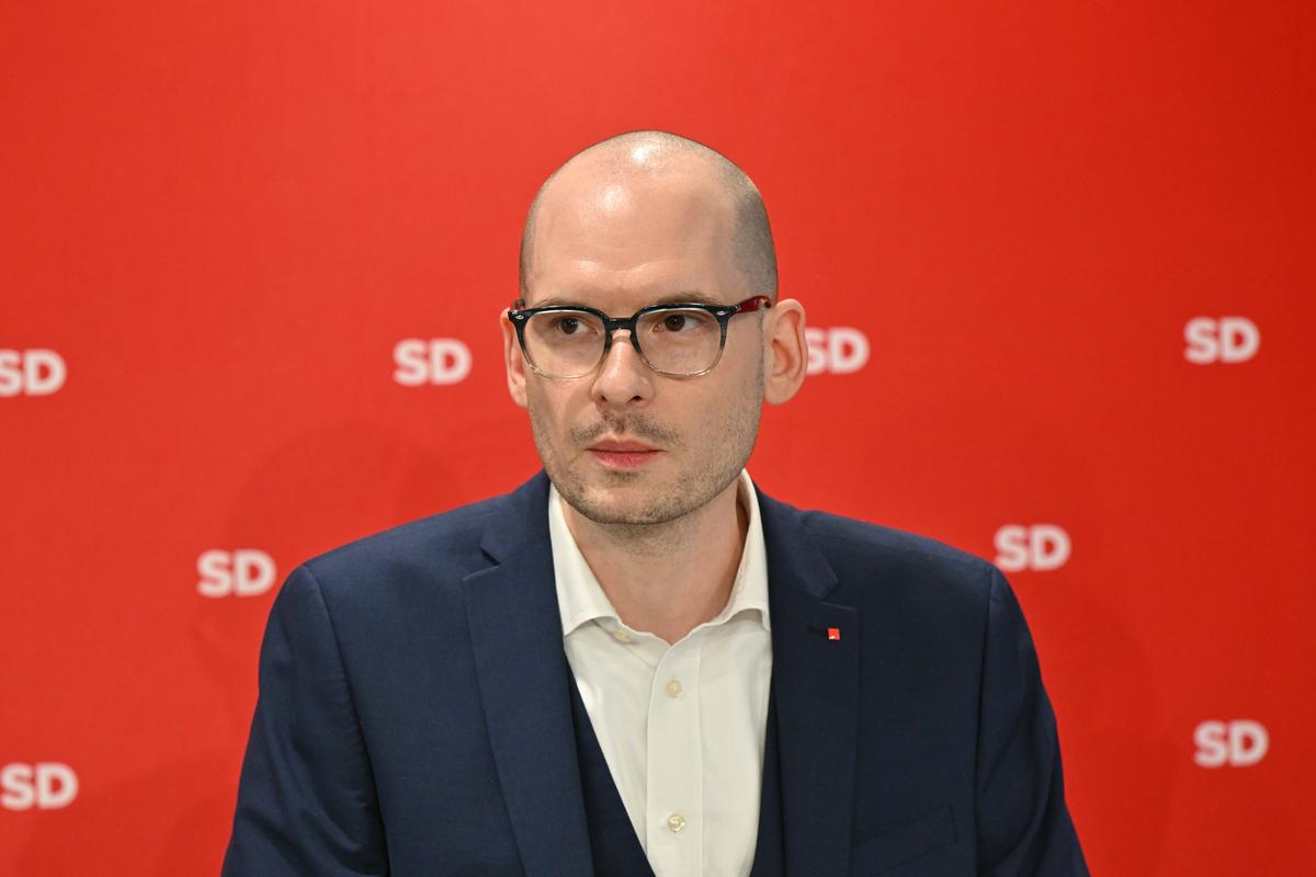 "Če se je T. Vatovec za prestop odločil zaradi kariere, bi bil bolj smiselno, da bi šel v Svobodo"