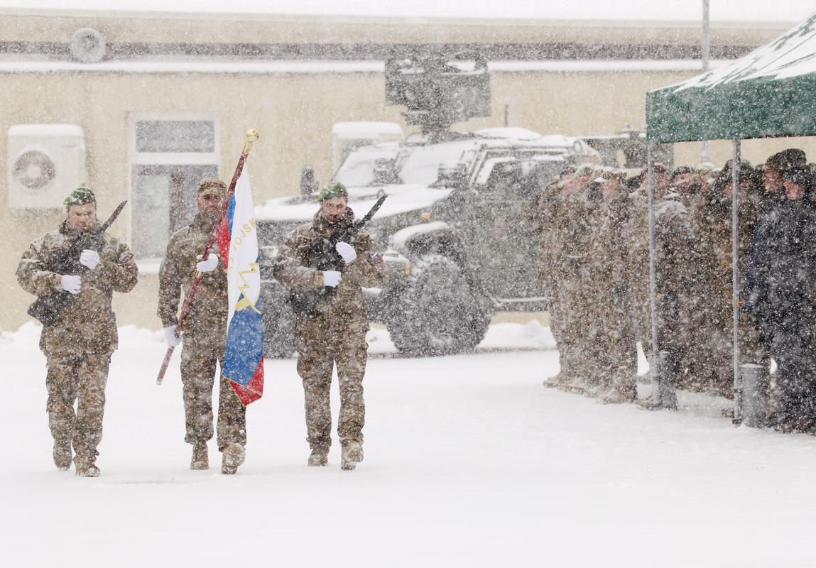 Mors: Slovenija lani za obrambo namenila 2,01 odstotka BDP-ja
